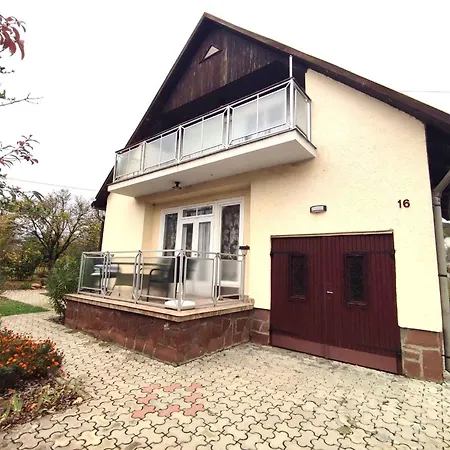 펜션 In - Balaton 36498 레브풀롭